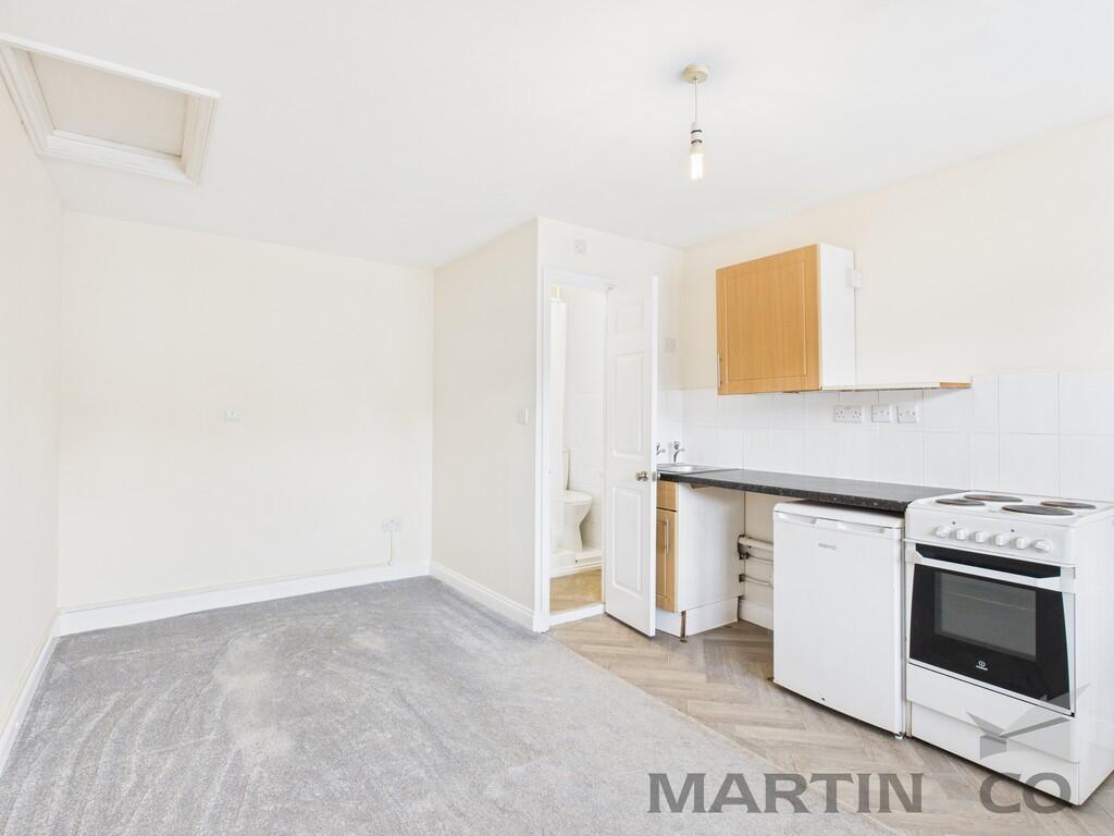 Additional image 8 of Bricket Lodge, Lye Lane