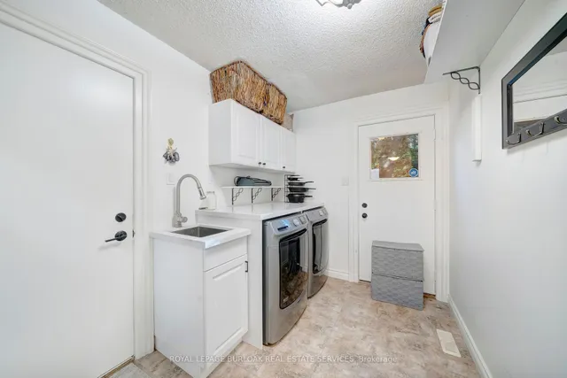 Additional image 19 of 2305 Cheverie St