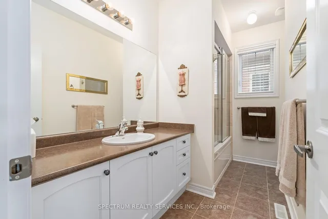 Additional image 27 of 74 Locust Dr