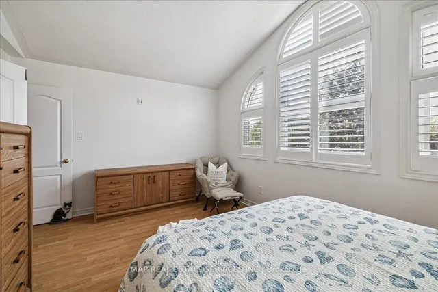 Additional image 22 of 5342 Landsborough Ave