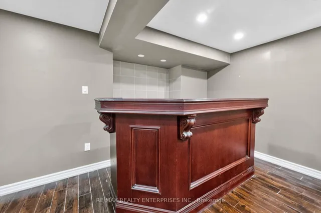 Additional image 34 of 115 Vivians Cres