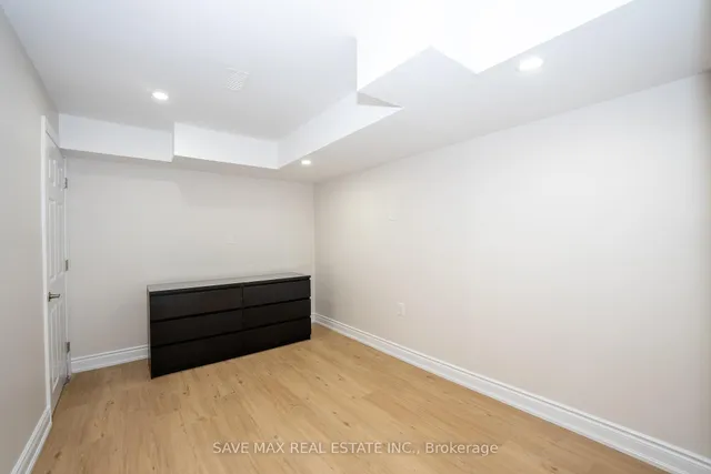 Additional image 38 of 100 Crown Victoria Dr