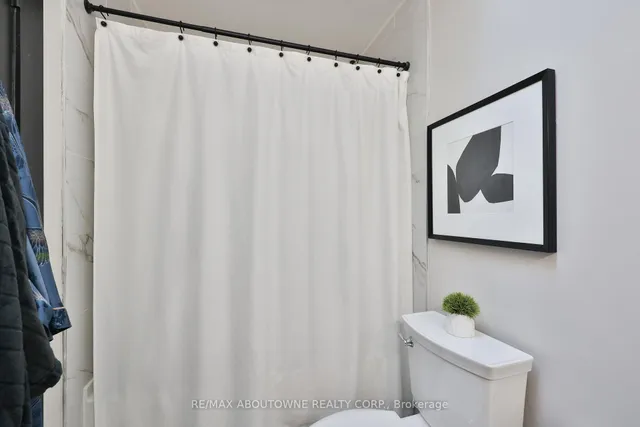 Additional image 23 of 1131 Carol St