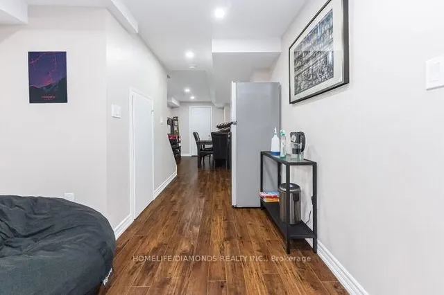 Additional image 38 of 4 FOLIAGE Dr