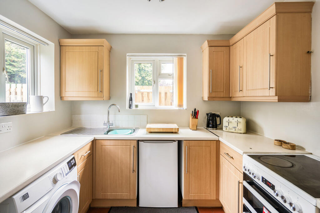 Additional image 12 of Chiswell Green Lane, St. Albans, AL2