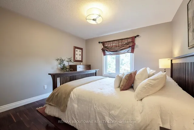 Additional image 32 of 11 Morrison Creek Cres