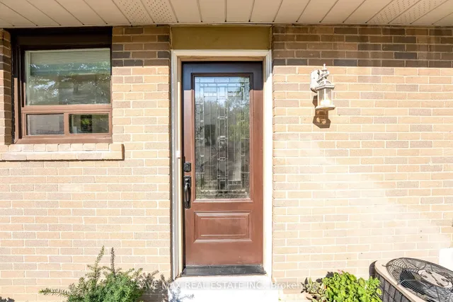 Additional image 3 of 93 Archdekin Dr