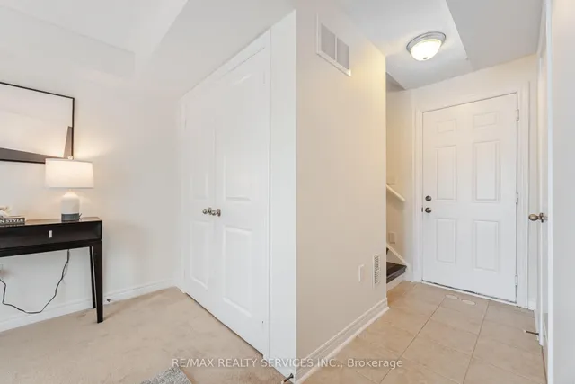 Additional image 24 of 60 Soldier St