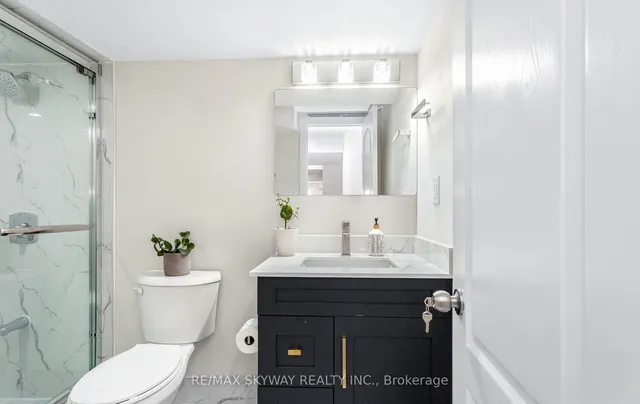 Additional image 46 of 74 Magnificent Crt