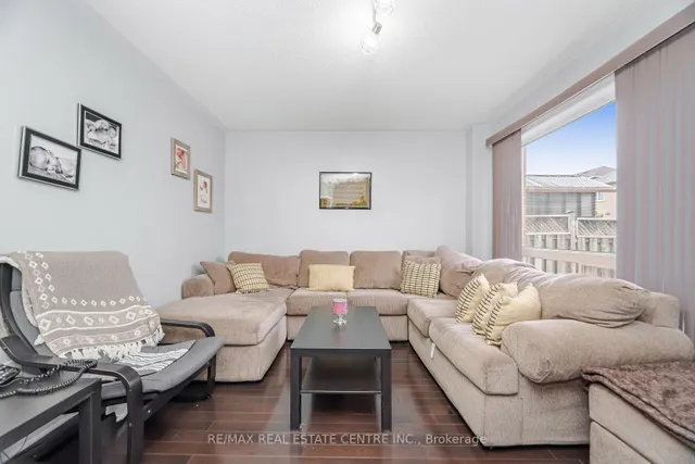 Additional image 24 of 59 Vintage Gate