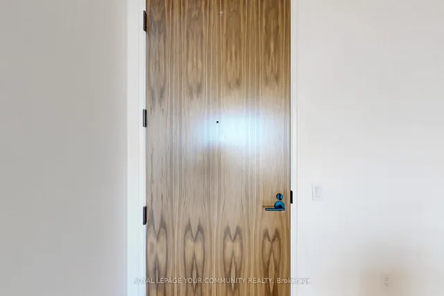 Additional image 18 of 509 Dundas St Unit 807