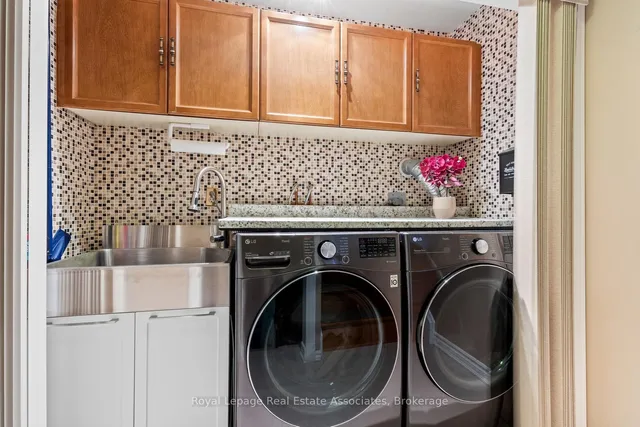 Additional image 27 of 449 Mallorytown Ave