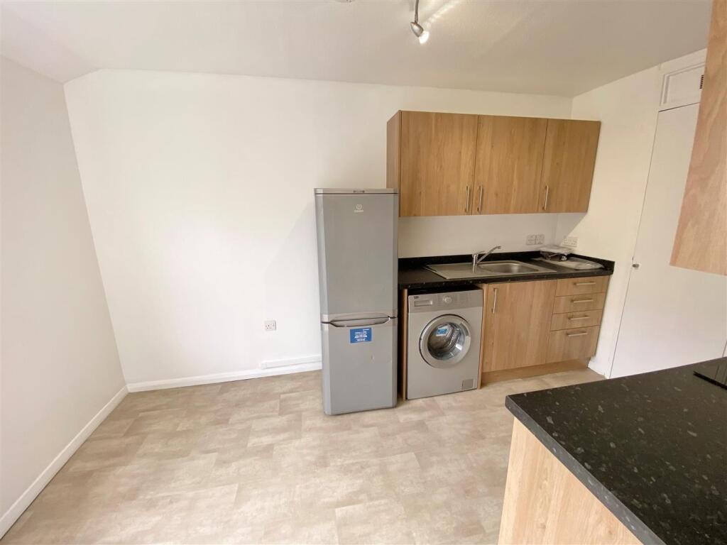 Additional image 4 of Chantry Court, Woods Avenue, Hatfield