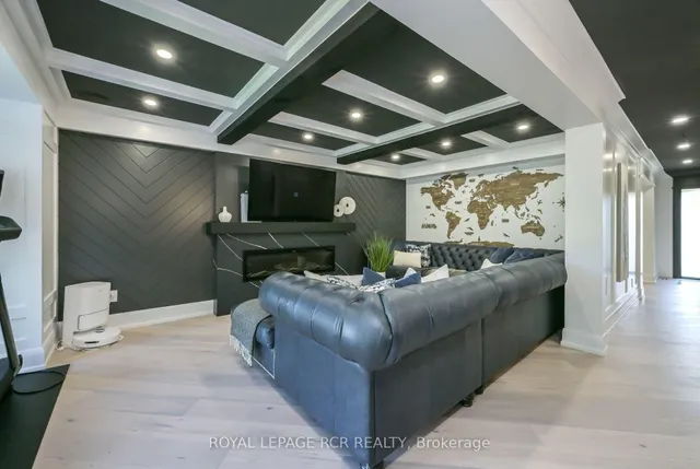 Additional image 11 of 26 Christie Dr