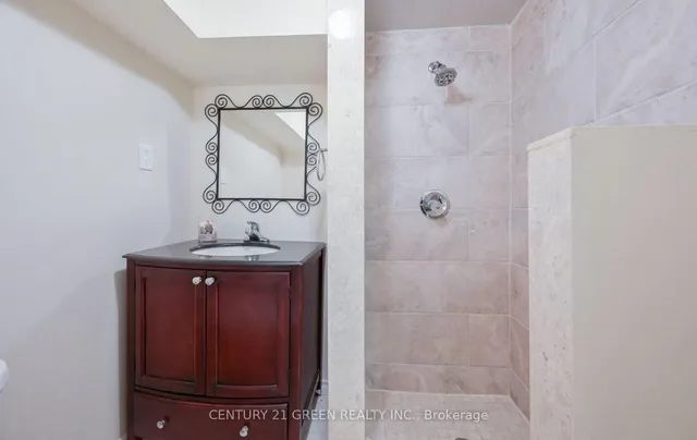 Additional image 42 of 1 Greenarrow Crt