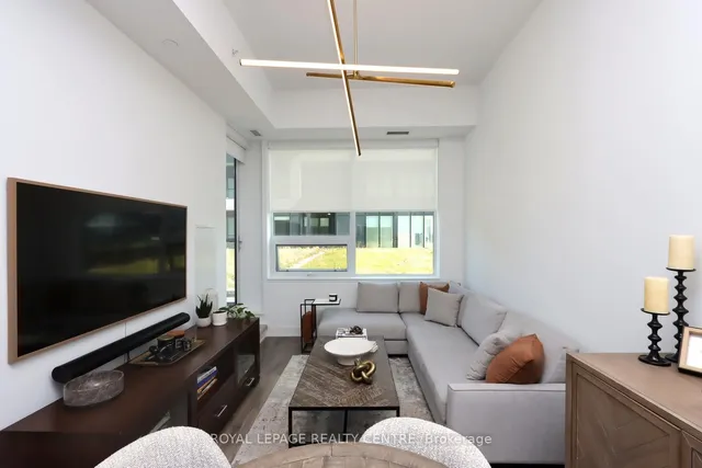 Additional image 15 of 2481 Taunton Rd Unit 366