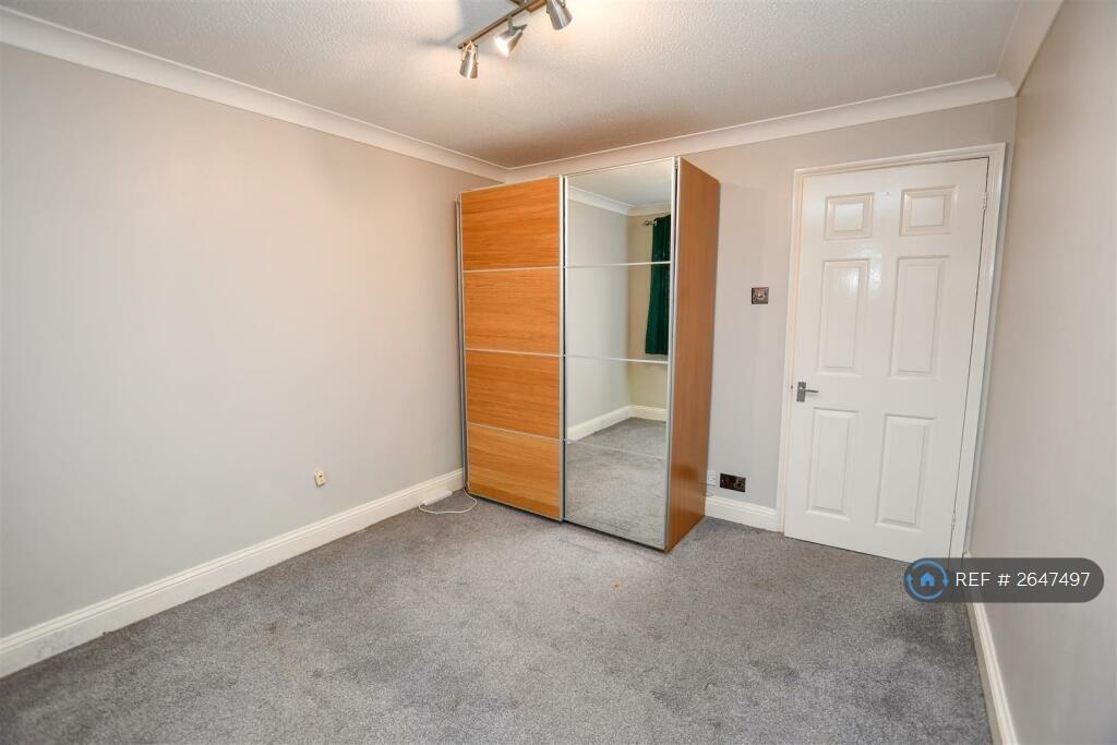 Additional image 11 of St Annes Road, London Colney, AL2
