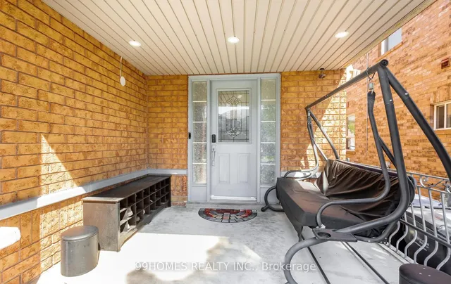 Additional image 3 of 5 Farthingale Cres