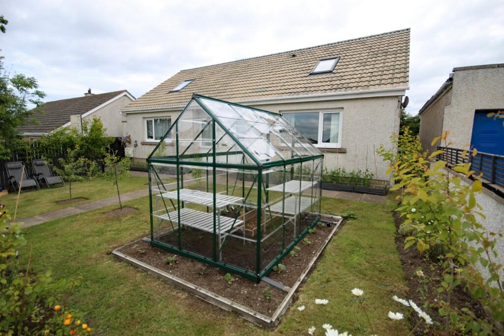 Additional image 27 of 19 Ogilvie Park, AB56