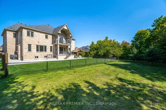 Additional image 48 of 18 Erintown Cres