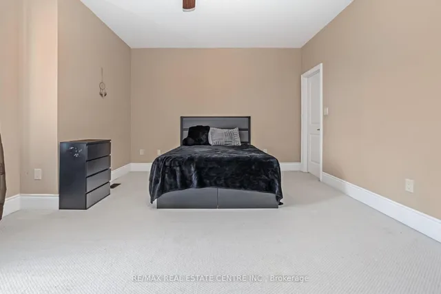 Additional image 32 of 102 Belladonna Circ