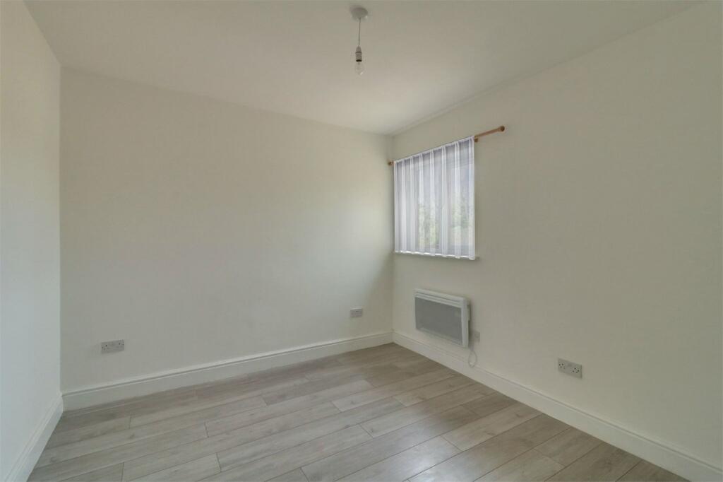 Additional image 8 of Ground Lane, Hatfield, AL10