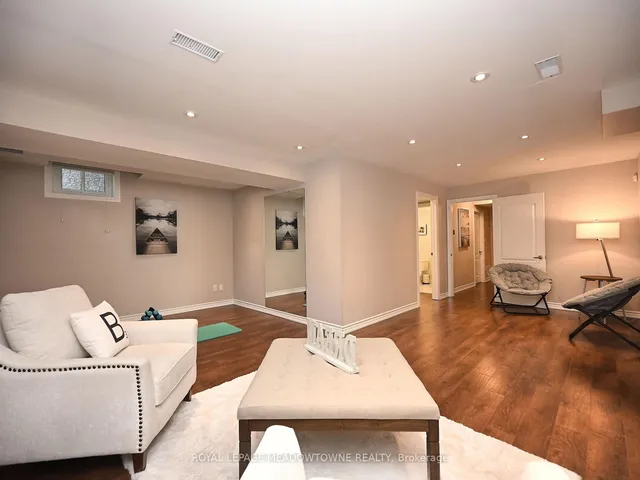 Additional image 40 of 2378 Wasaga Dr