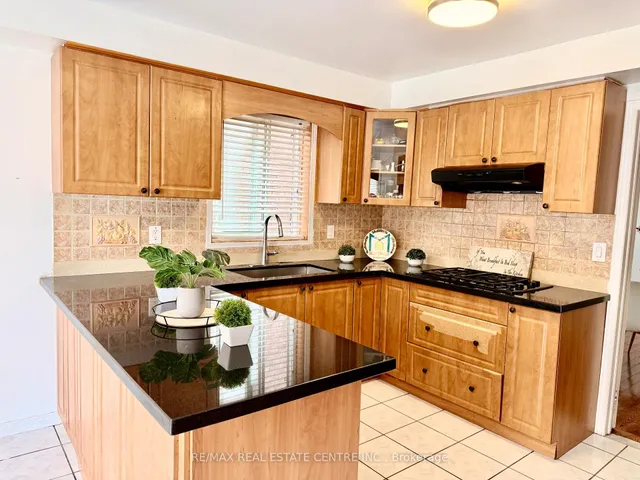 Additional image 10 of 84 Creditstone Rd