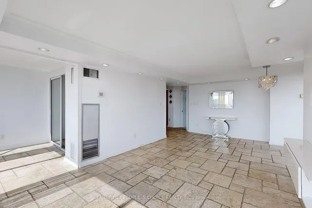 Additional image 8 of 24 Hanover Rd Unit 1910