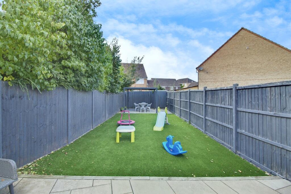 Additional image 17 of Holme Close, Hatfield