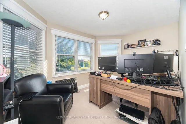 Additional image 24 of 10 Nipissing Cres