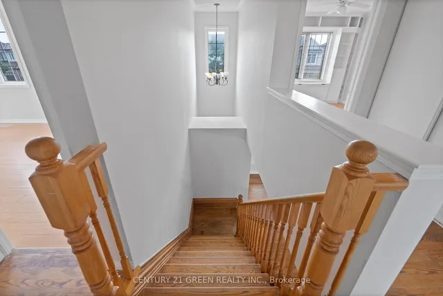 Additional image 23 of 9 Mortimer Dr