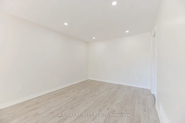 Additional image 14 of 4 Petunias Rd