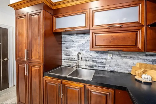 Additional image 11 of 43 Princess St