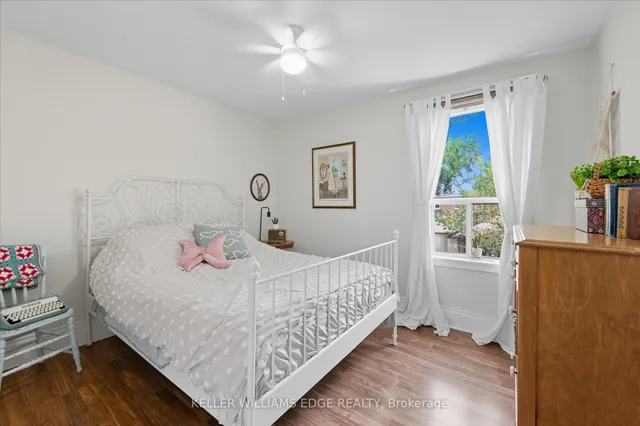 Additional image 19 of 163 Grosvenor Ave