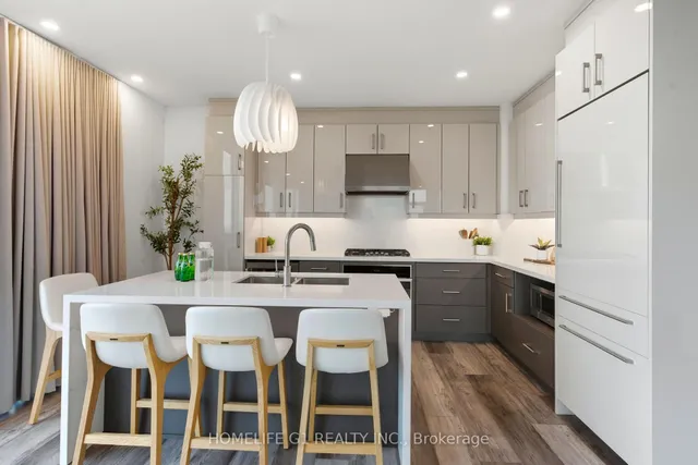 Additional image 9 of 2007 James St Unit 2002