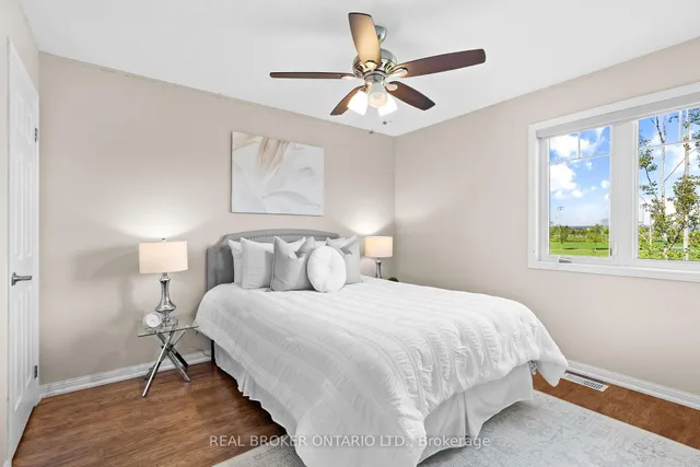 Additional image 31 of 565 Attenborough Terr