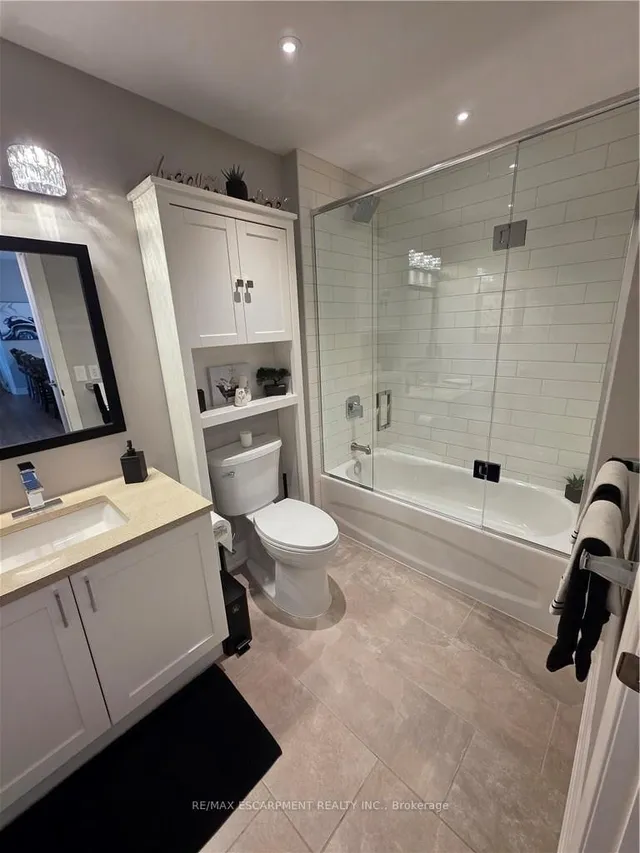 Additional image 9 of 39 SISTER VARGA Terr Unit 105