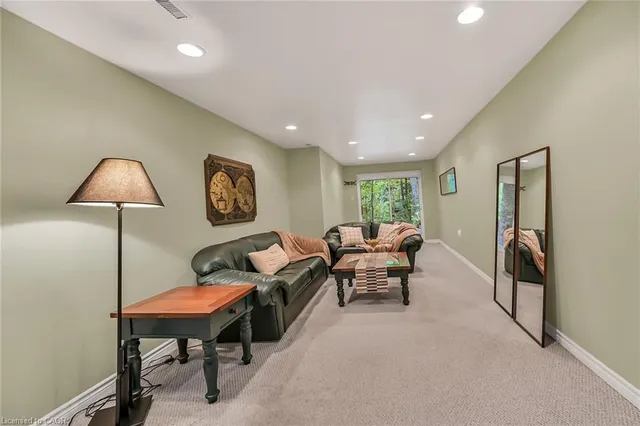 Additional image 42 of 1560 Kerns Rd Unit 7