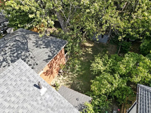 Additional image 38 of 13 Bruce St