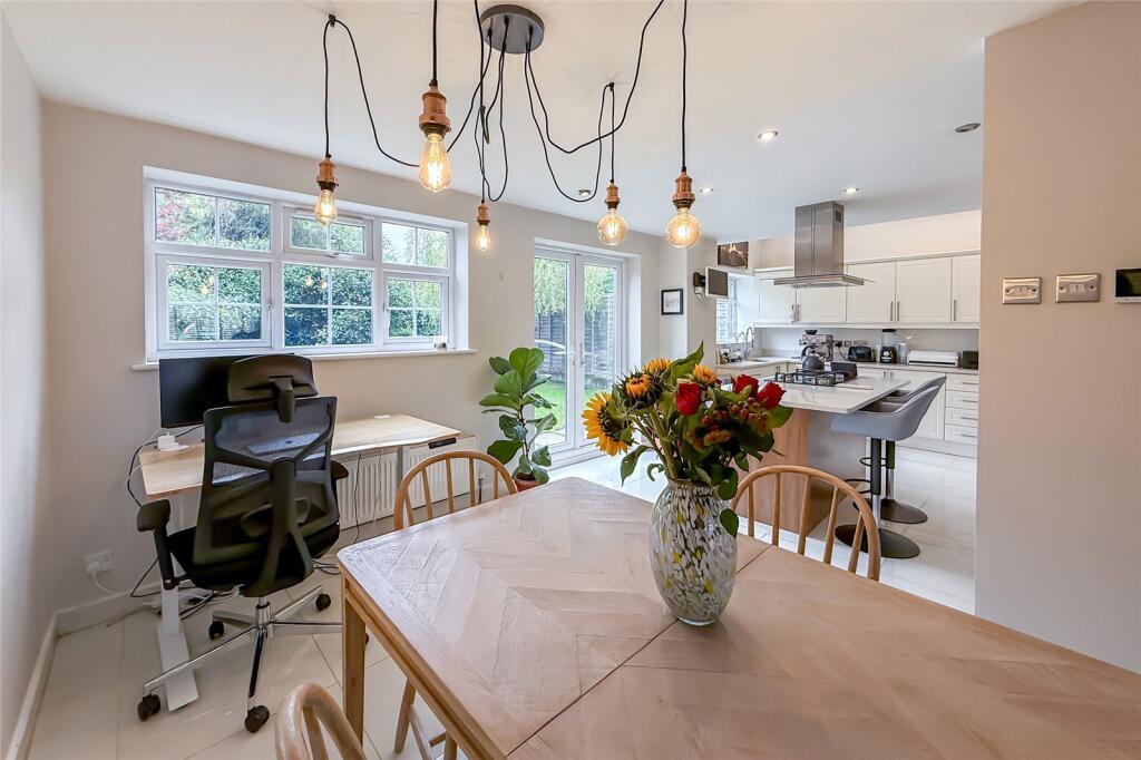 Additional image 12 of Villiers Crescent, St. Albans, Hertfordshire, AL4