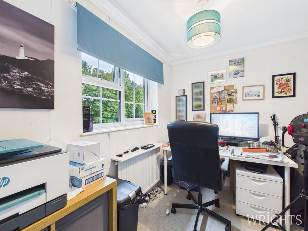 Additional image 14 of Knightsfield, Welwyn Garden City, AL8