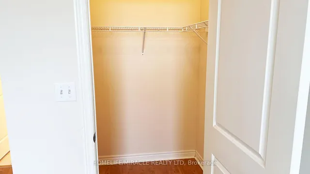 Additional image 23 of 383 Main St E Unit 502