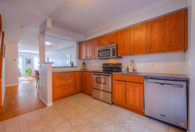 Additional image 21 of 895 Maple Ave Unit 502