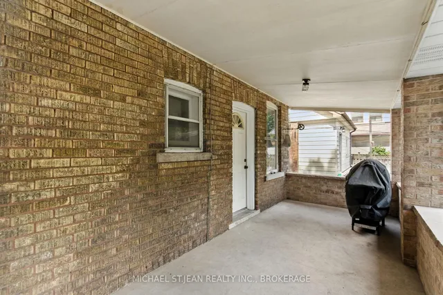 Additional image 37 of 73 Balmoral Ave