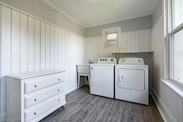 Additional image 22 of 499 Hughson St