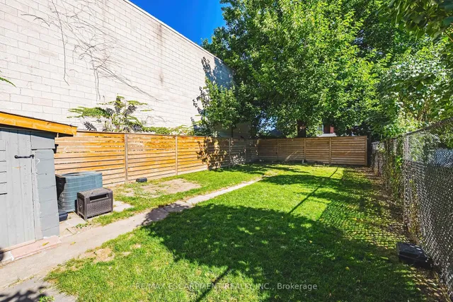 Additional image 31 of 24 Rowanwood St