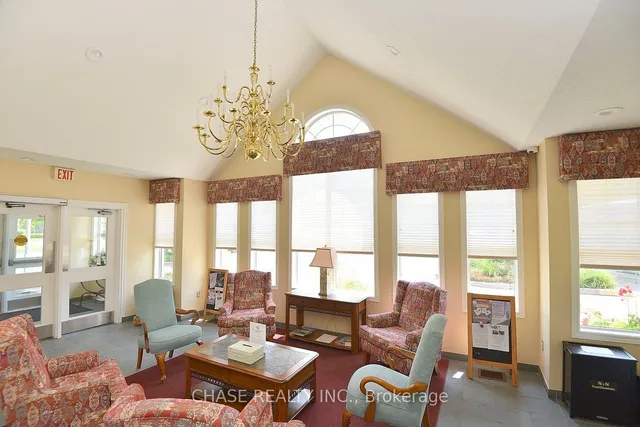 Additional image 19 of 157 Silverbirch Blvd