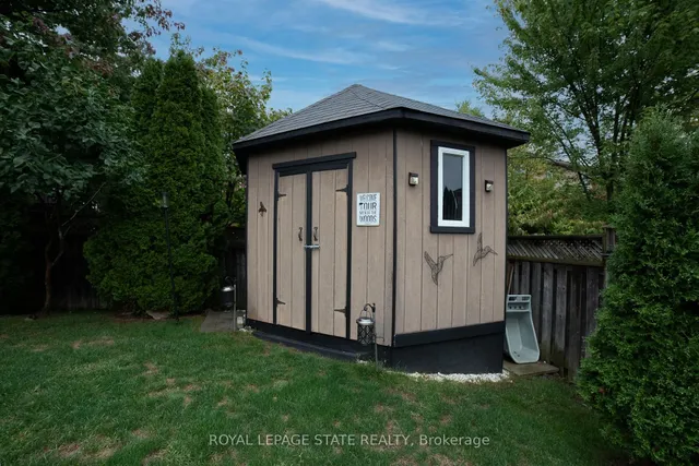 Additional image 46 of 120 Sundial Cres