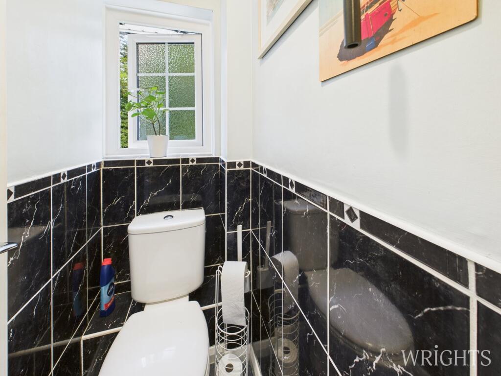 Additional image 16 of Knightsfield, Welwyn Garden City, AL8